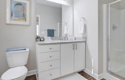 3BR Townhouse King Bed Garage Pineville - Foto 6