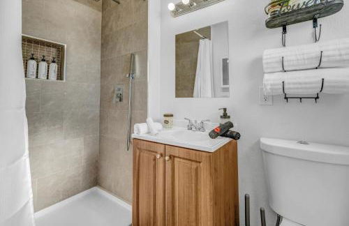 Spacious Remodeled Retreat Haven - Foto 22