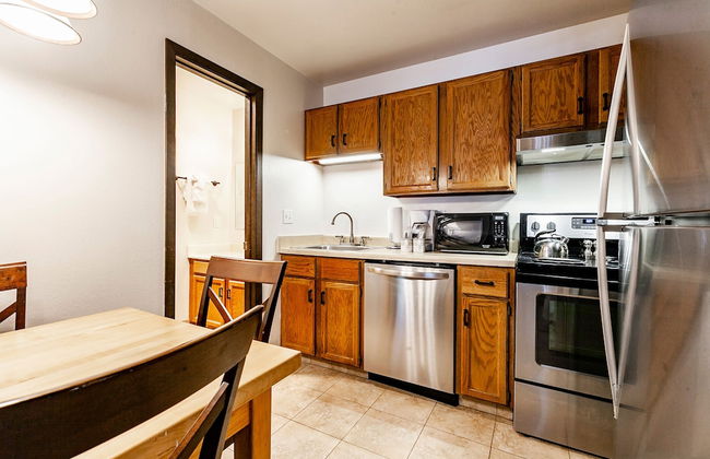 Red Pine Condominiums by All Seasons Resort Lodging - Foto 41