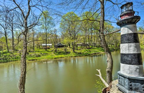 Cozy Cabin with Sunroom and Cacapon River Access! - Foto 27