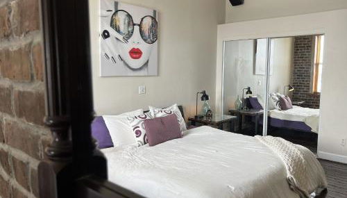 Condo On Broughton St with Elevator and Reserved Parking - Foto 3