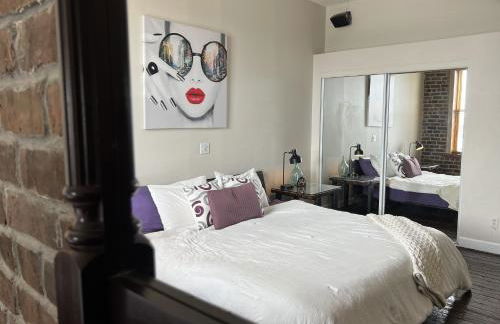 Condo On Broughton St with Elevator and Reserved Parking - Foto 3