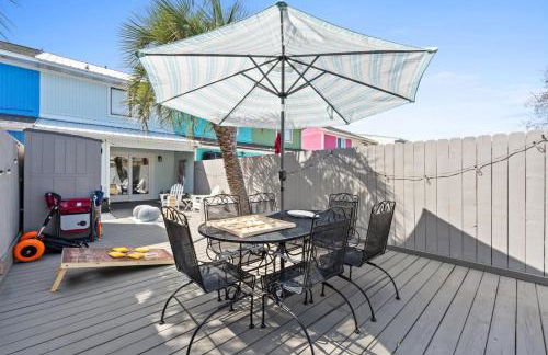 Pet-friendly condo, less than 5 min walk to beach, beach chairs, wagon, umbrella etc. included! - Foto 8