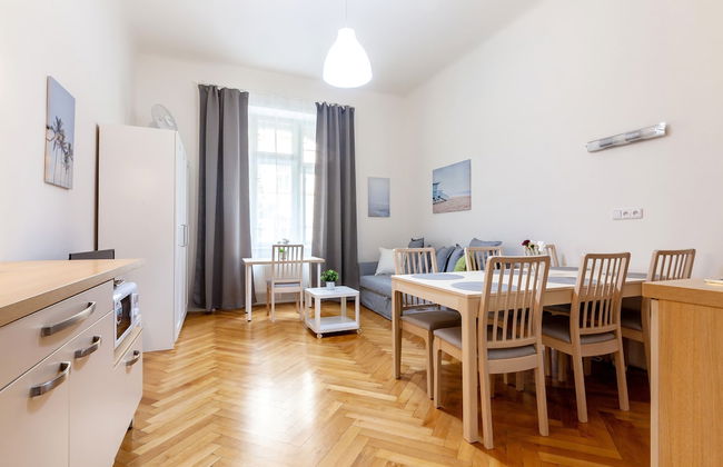 City Castle Aparthotel - Foto 43