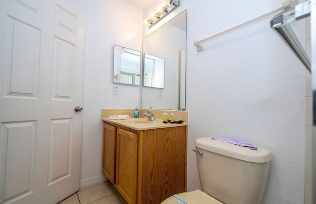 Cozy 3BR Regal Oaks Close to Disney - Foto 36