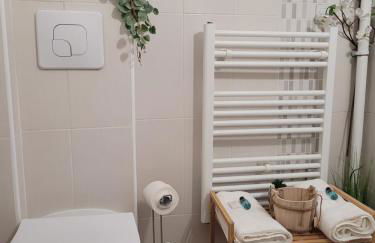 COCOONING HOUSE B222 Suite ZEN & PEACEFUL AEROPORT PARIS ROISSY CDG - PARC ASTERIX- STADE DE FRANCE - Foto 3