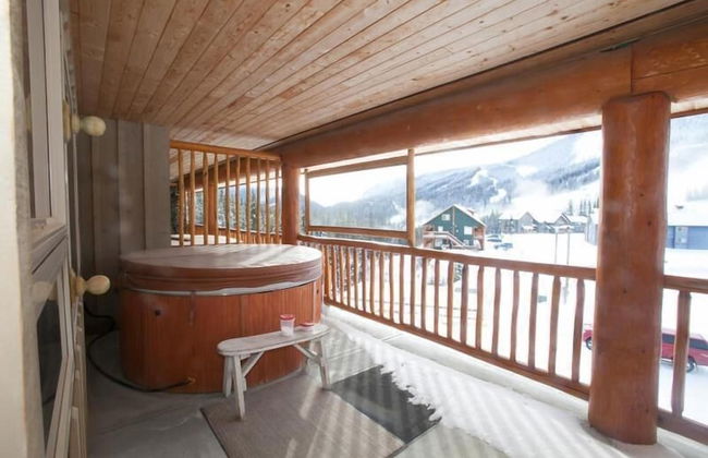 Outlaws Inn by Apex Accommodations - Photo 15