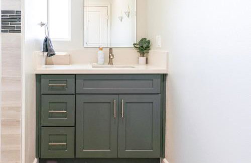 Disneyland Group Villa I Spacious Home for 22 w Game Room, Pool Table & EV Access - Foto 42