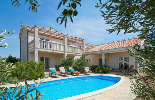 Hvaretta villas with private pools - Foto 1