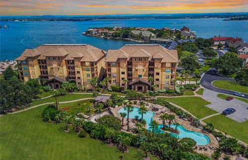 Lakefront Horseshoe Bay Resort Shared Pool Dock - Photo 31