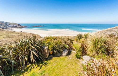 Sheldrake Beach Villa Sea-views Large Garden - Photo 13