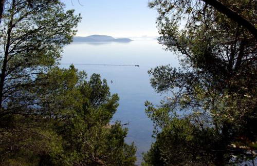 gite de l'ille, avec terrasse et parking privé - Foto 13