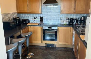 Cardiff Apt - Sleeps 6 - Castle & Stadium Nearby - Foto 7