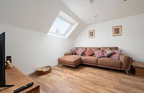 Historic 1BR Home in Culross Near Filming Sites - Foto 43