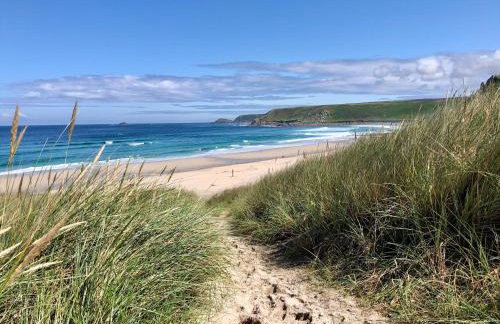 Sea Scape - Photo 33