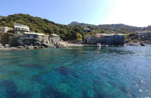 Waterfront Authentic Corsican house - Foto 5