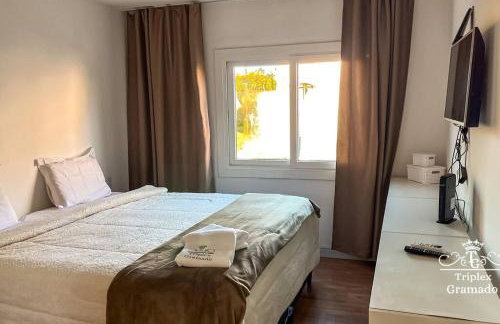 Casa Triplex com 03 Suítes, Cond no Centro Gramado - Foto 20