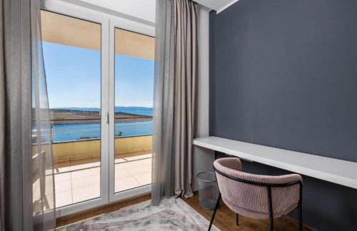 Luxury Villa Oštro with pool & Krk bridge view - Photo 17