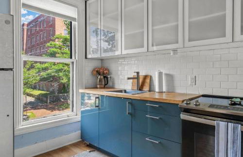 Stylish Downtown Condo in a Historic Landmark Home - Foto 11