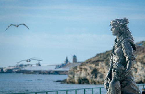 Sea Whisper- lovely home in charming village - Photo 18