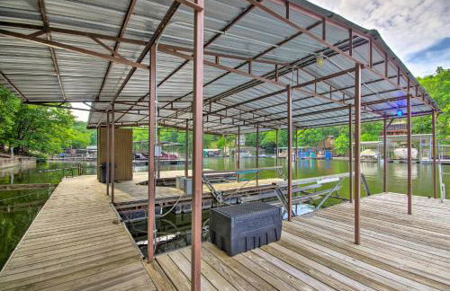Private Boat Dock Lakefront Eldon Home! - Foto 35