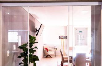 Loft aconchegante com varanda Campolim - Foto 11