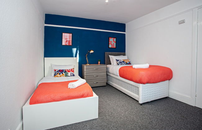 The Manchester Pad - Sleeps 12 - Foto 8