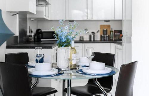 Lavish London Apartment - Secure with parking - Foto 21