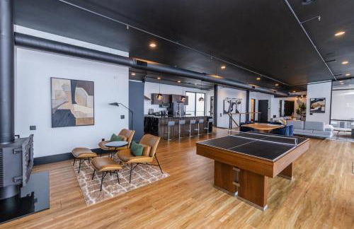 Secluded Dream Home with Hot Tub and Full Gym on 20 Acres - Foto 10