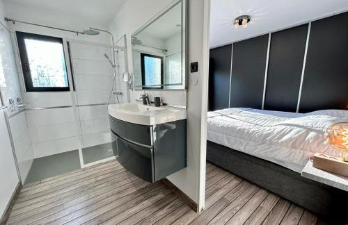Maison moderne au calme avec billard, jacuzzi, bain à remous, piscine, Babyfoot - Foto 32
