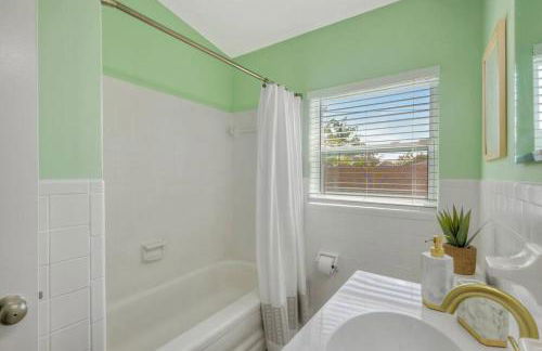 *NEW* The Surf Shack Jupiter! - Foto 38