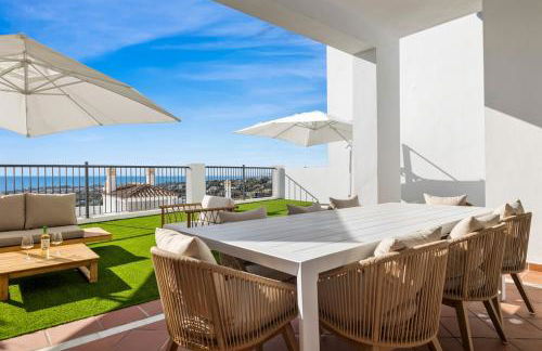 Luxury family apartment with breathtaking views - Photo 25