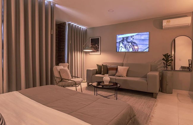 Apartasuites Cerritos Mall - Photo 6