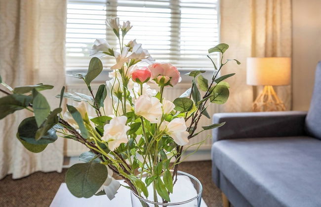 Train Station Serenity - Foto 4