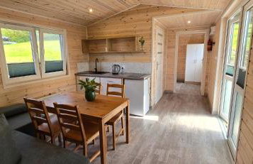 Domek letniskowy nad jeziorem w OW Bachus do 6 osób - Foto 8