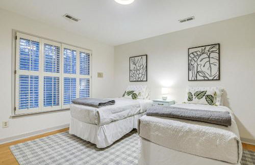 Lakefront Raleigh Home with Deck 12 Mi to Downtown! - Foto 25