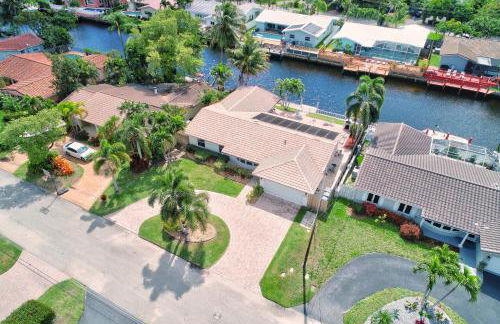 Canal - Water view, private pool, near beach - Foto 25