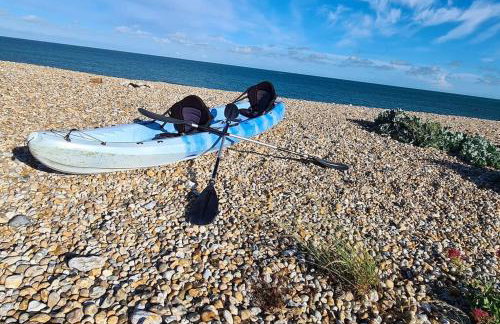 Wow I'm living on the beach. Luxury 4 bed sleeps 8 - Photo 7