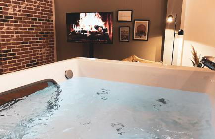 Stilvolles City-Loft mit privatem Whirlpool - Foto 9