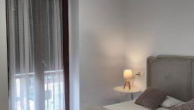 Amplio alojamiento centro barrio del Oeste - Photo 4