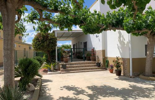 Casa Enric , con zona infantil, piscina y parking privado - Foto 12