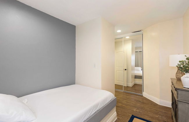 Shoreline by Avantstay Spectacular Beachfront Home w/ Fire Pit, Spa & Pool Table - Foto 38