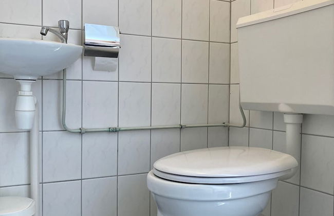 Cozy Holiday Home by the Dike in a Quiet Location at Lauwersmeer - Foto 11