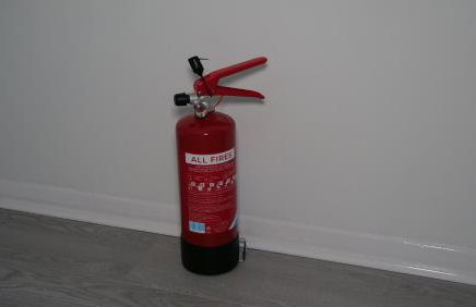 Milton Keynes Luxury Short Stay House with WIFI and Free Parking - Photo 11