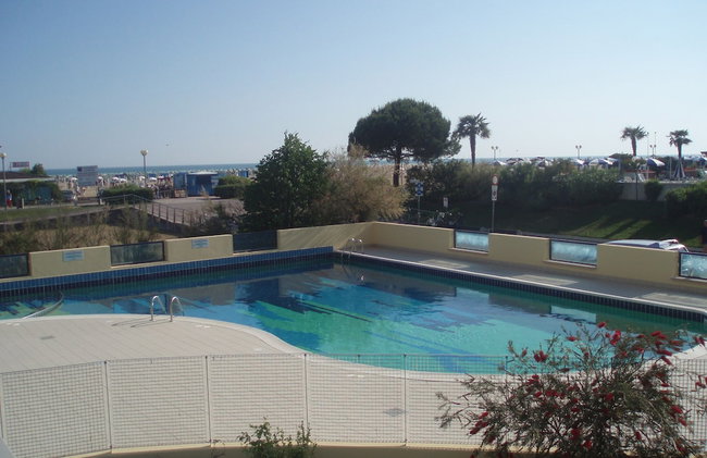 "beautiful Studio Apartment in a Seafront Building" - Foto 1