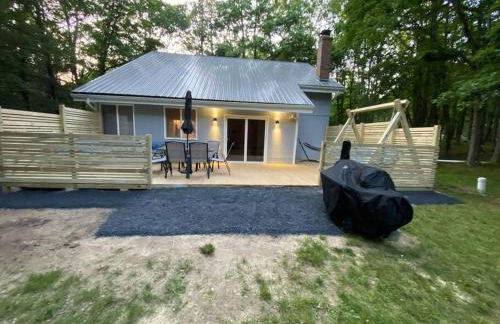 Modern Home near Lake w HotTub, Game Room, Fireplace - Foto 45