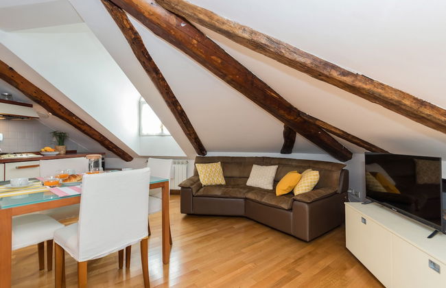 La Mansarda Di Piazza Solferino By Wonderful Italy - Foto 13