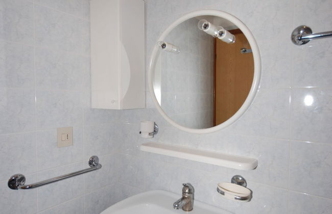 3 bedroom House in Lignano Sabbiadoro with garden and terrace - Photo 9