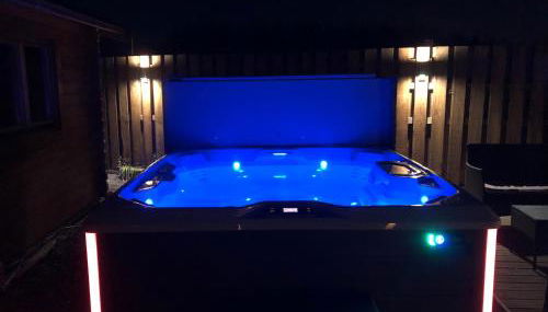 Lochinvar - Highland Log Cabin with Private Hot Tub - Foto 2