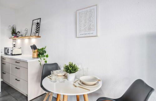 TRABER APARTMENTS Studio Kaffee Terrasse & Parken - Photo 14